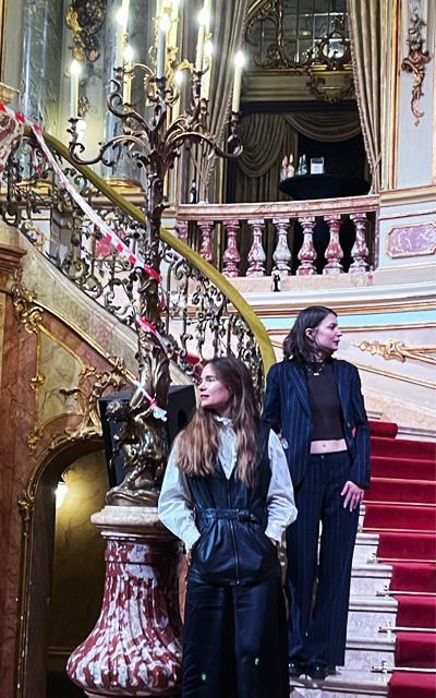 ASMR-Performance: ER PUTZT wird am Hessischen Staatstheater Wiesbaden uraufgeführt